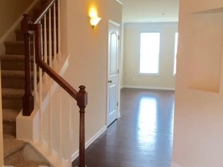 9601 Camberley Ave NW — Photo 2