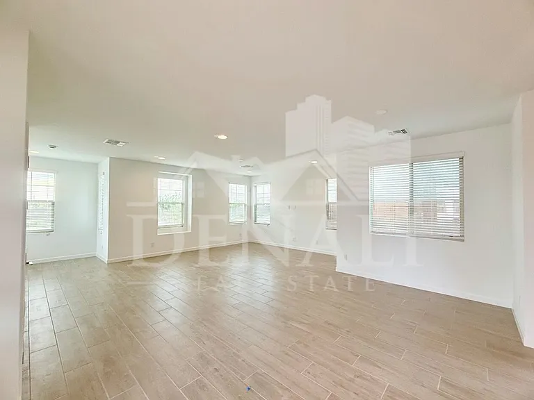 26021 N 23rd Ave — Photo 3