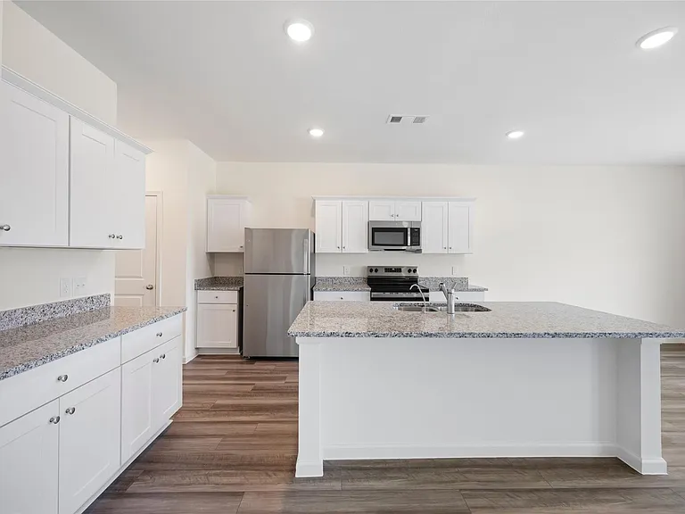 8807 Vacek Crossing Way — Photo 28