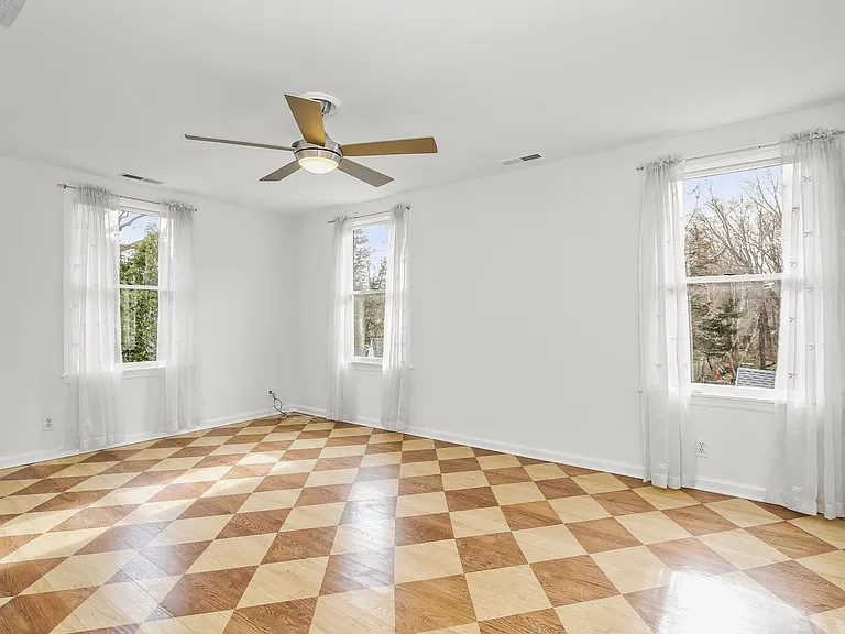 72 Orchard St — Photo 9