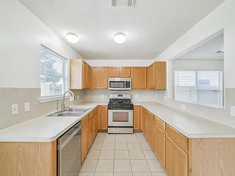 33318 Cottonwood Bnd — Photo 11