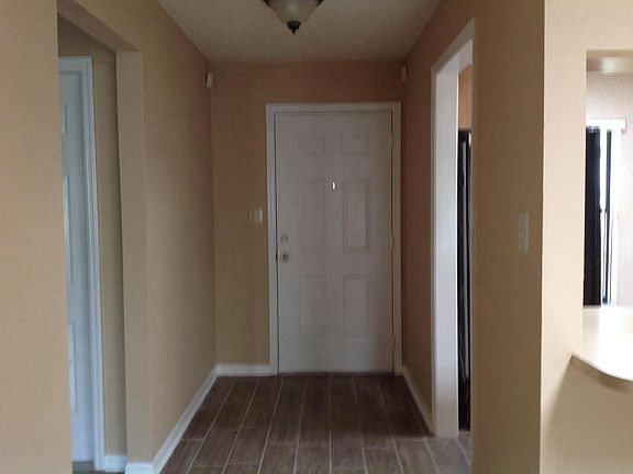2nd image of 1005 Lantana Dr