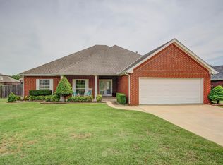 2000 Stanford Dr, Bartlesville, OK 74006