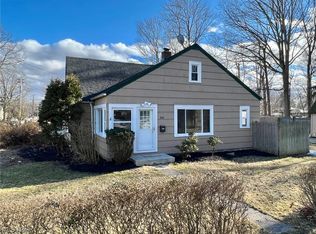 248 Shelton Blvd, Eastlake, OH 44095