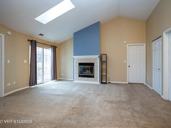 3rd image of 1730 Autumn Ave Unit D