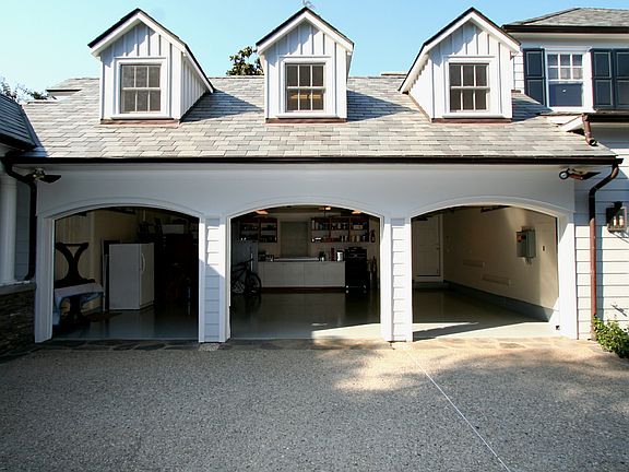 2nd image of 1660 San Remo Dr