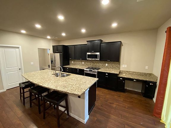 4th image of 3344 Juno Ct NE