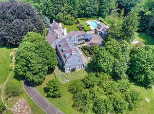 27 Country Club Rd, Ridgefield, CT 06877