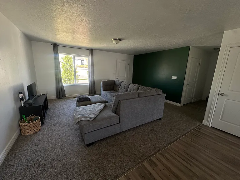 1771 S Longview Rd — Photo 18