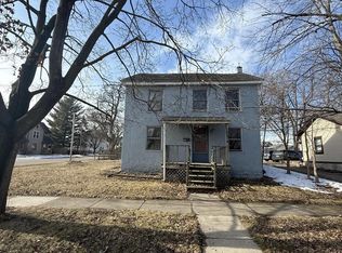 220 South Locust STREET, Janesville, WI 53548