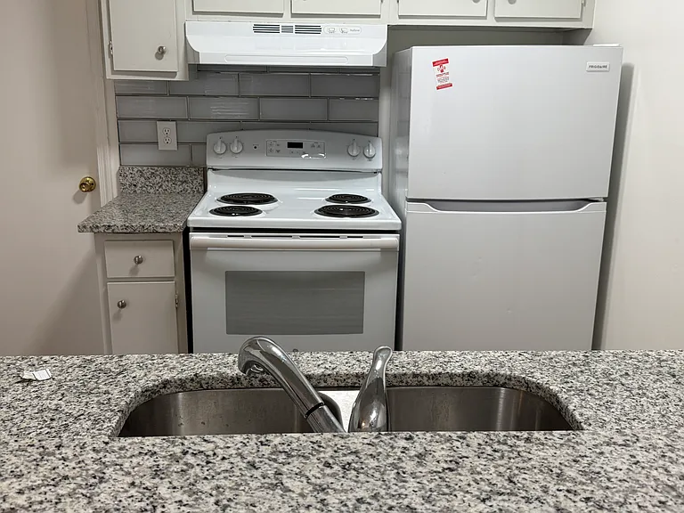 807 W Trinity Ave #255 — Photo 5