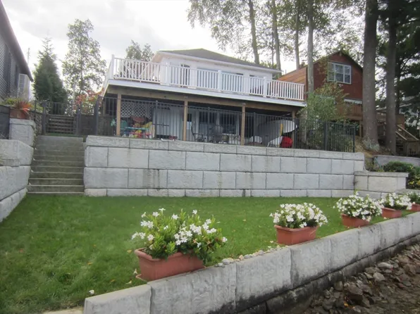 302 Killdeer Rd, Webster, MA 01570