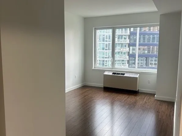 7 Dekalb image 8 of 9