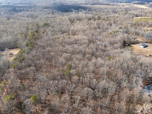 5th image of Roberts Lane Ln