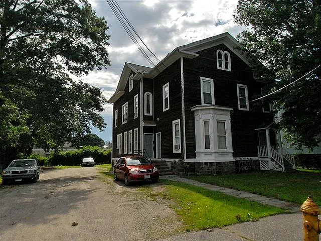 681 Myrtle Ave — Photo 1