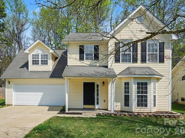 6308 Dumont Ln, Charlotte, NC 28269