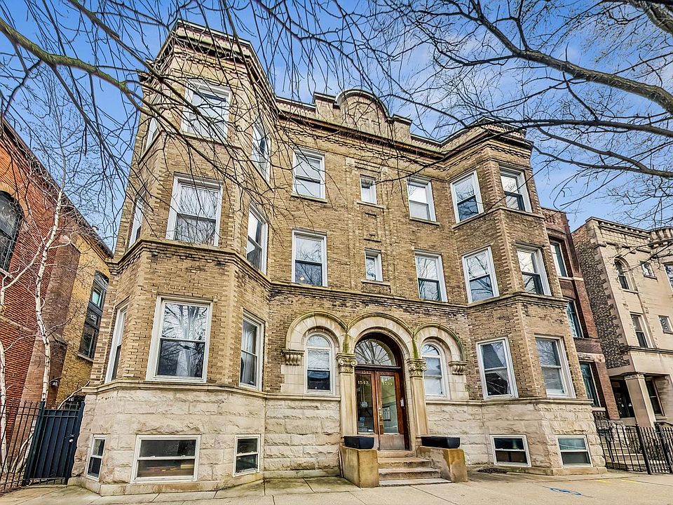1st image of 1543 N Leavitt St #2
