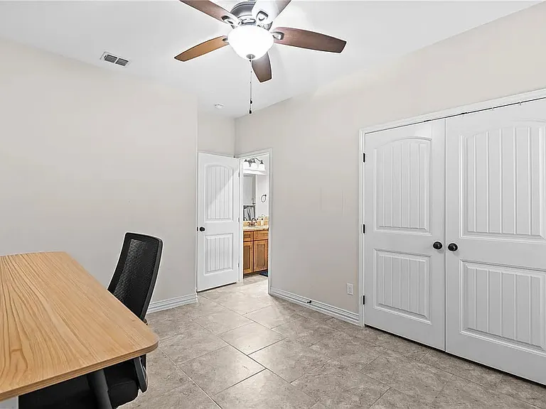 3818 Pennine Way — Photo 22