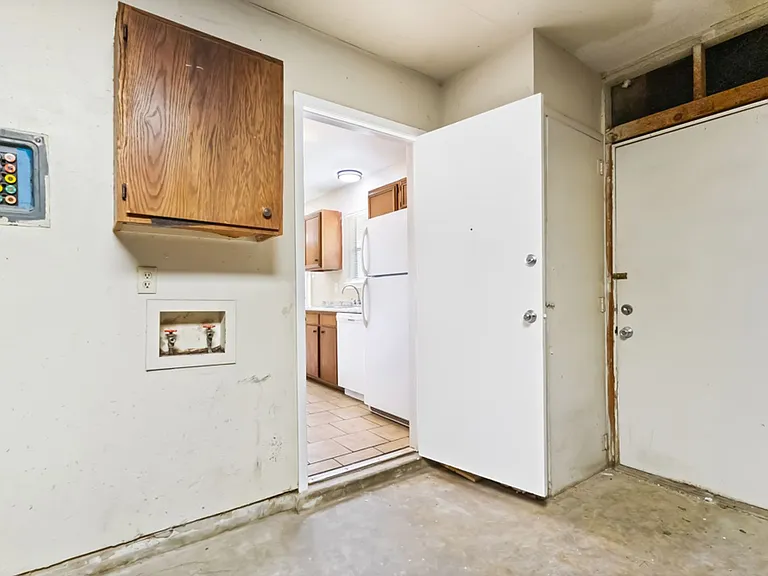 4518 Clear Spring Dr — Photo 21