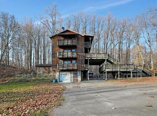 442 Slim Ln APT A, Falling Waters, WV 25419