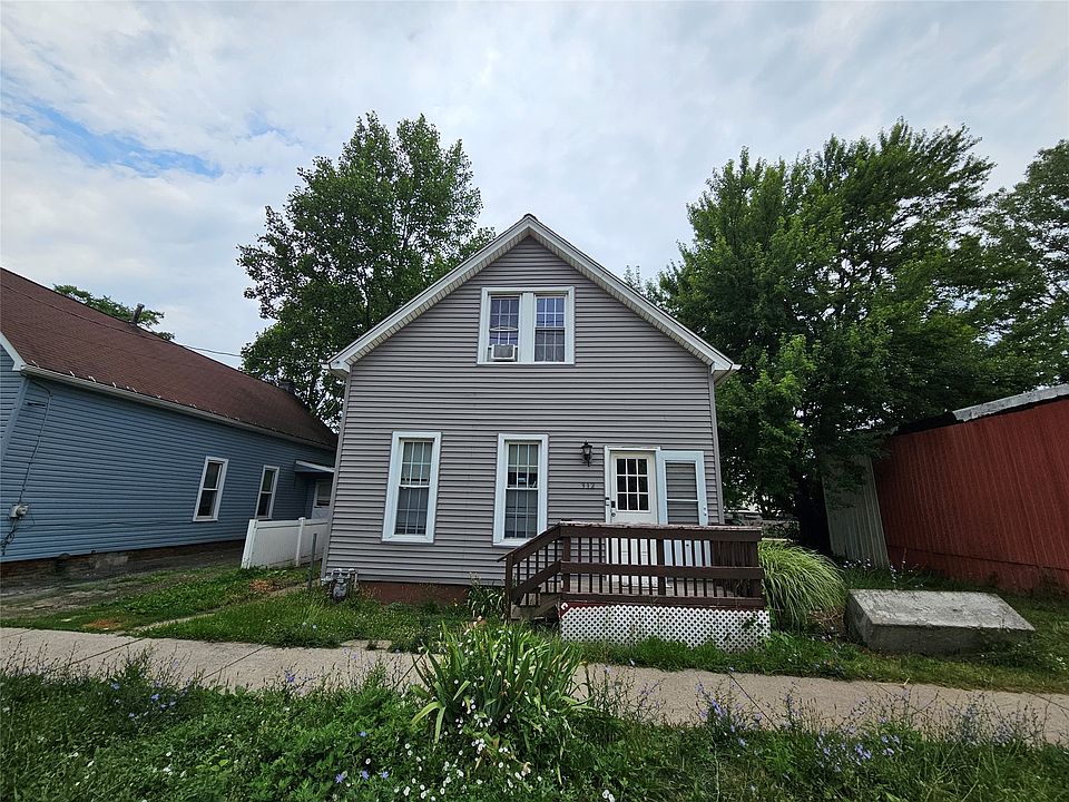 1st image of 312 W 19th St