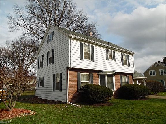 3rd image of 177 Gordon Ave