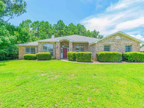 1855 Sparrow Ln, Navarre, FL 32566