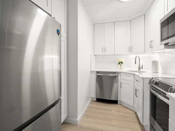 5th image of 16 Winter St APT 24A