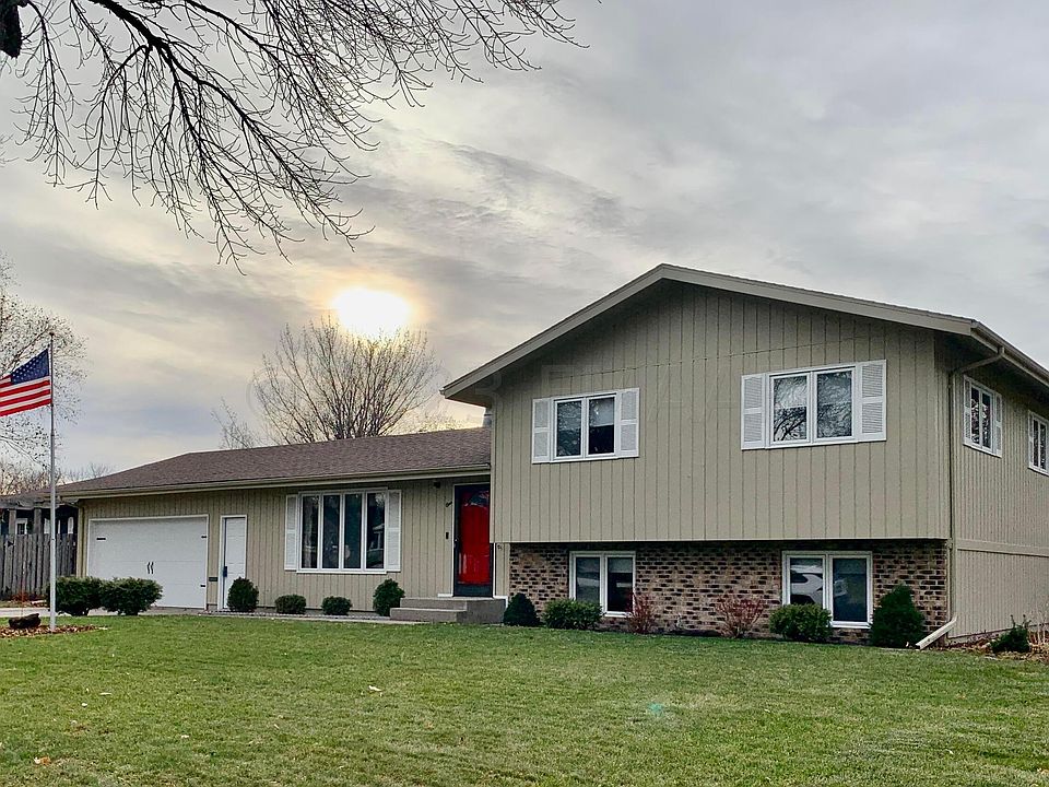 1st image of 1 38th Avenue Cir S