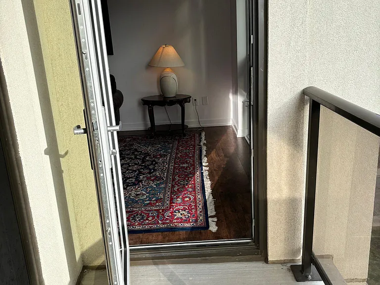 81 Robinson St #601 — Photo 23