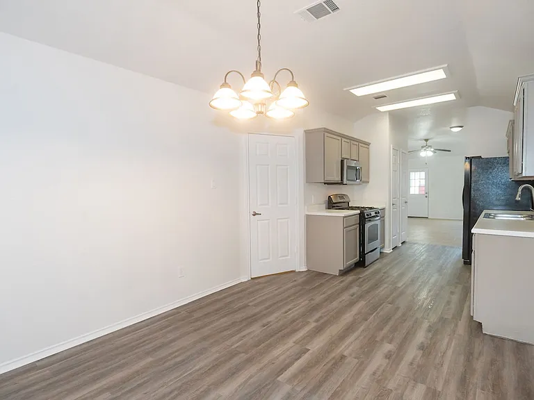 1606 Hueco Mountain Trl — Photo 10