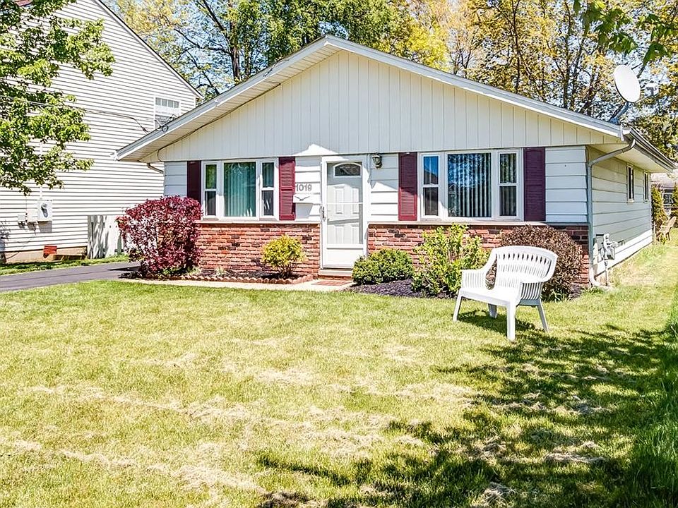 1st image of 1019 Elmwood Dr