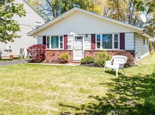 1019 Elmwood Dr, Willoughby, OH 44094