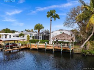 142 SE Paradise Pl, Stuart, FL 34997