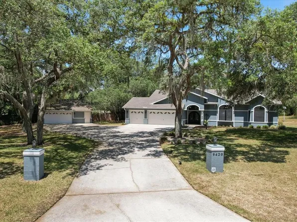 9420 E Baymeadows Dr, Inverness, FL 34450