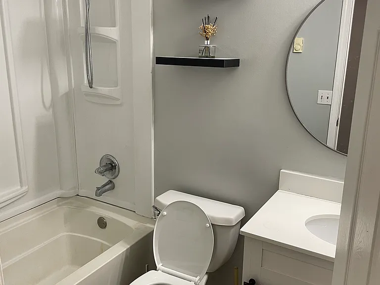 506 Spicewood Dr — Photo 9