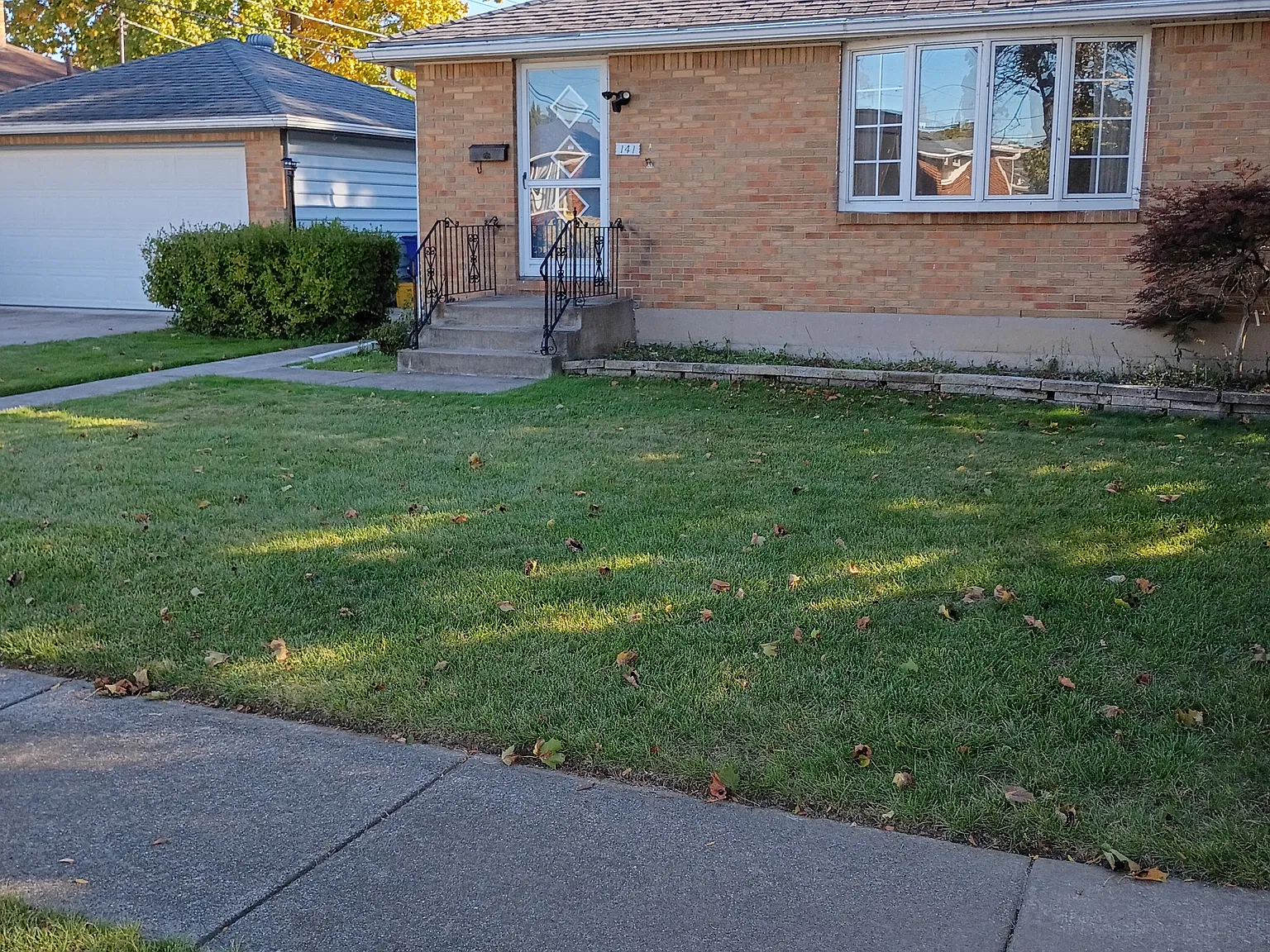 3 bed, 1120 sqft, $1,900 — Photo 1
