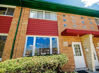 6155 N Fairfield Ave, Chicago, IL 60659