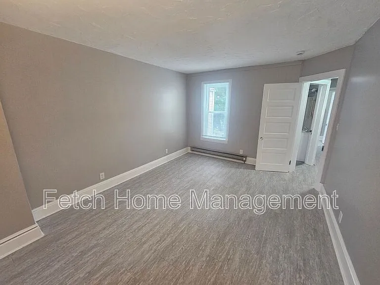 826 Wallace St — Photo 19