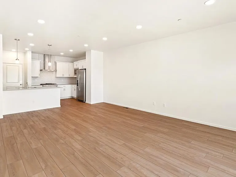 2720 Barnstormer St #3 — Photo 3
