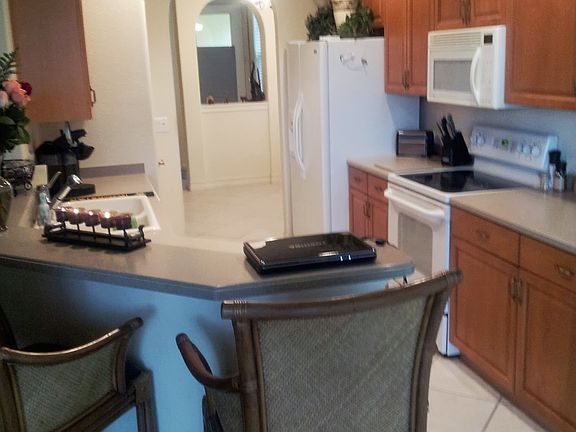 3rd image of 5610 Cape Harbour Dr APT 101