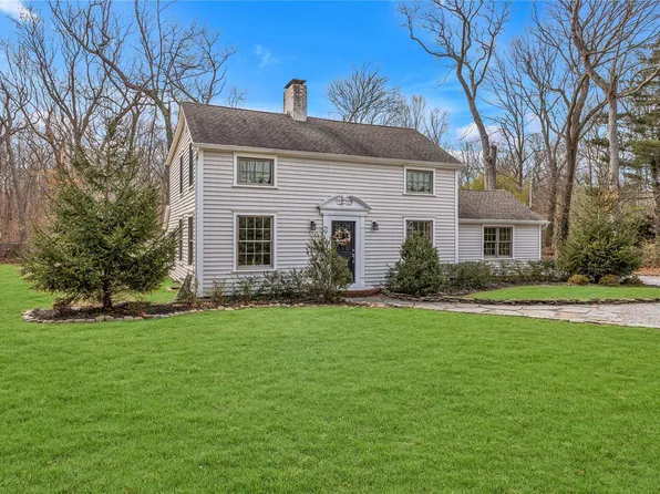 22 W Meadow Road, Setauket, NY 11733