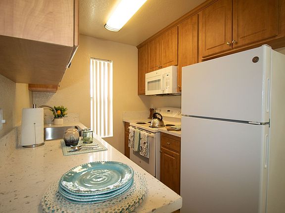2nd image of 9585 Gold Coast Dr #H-4