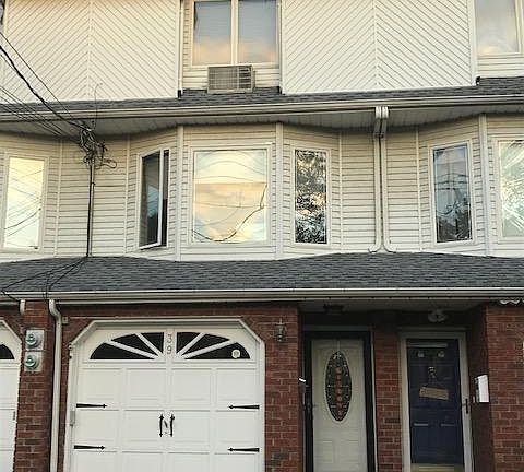 2nd image of 39 Livermore Ave