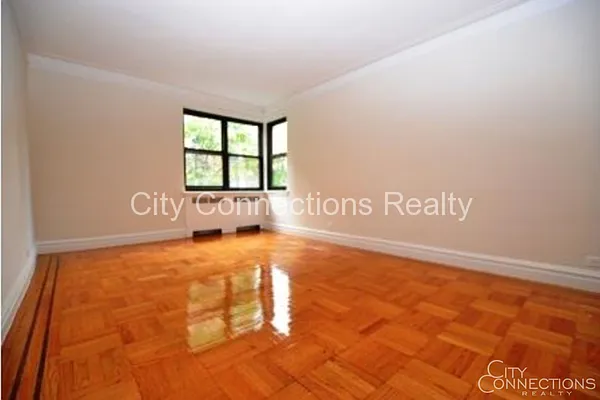 Rented by City Connections Realty | media 20