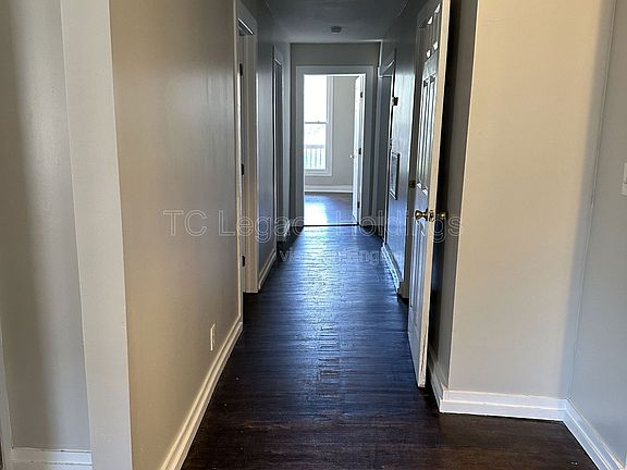 3rd image of 123 Washington Ave