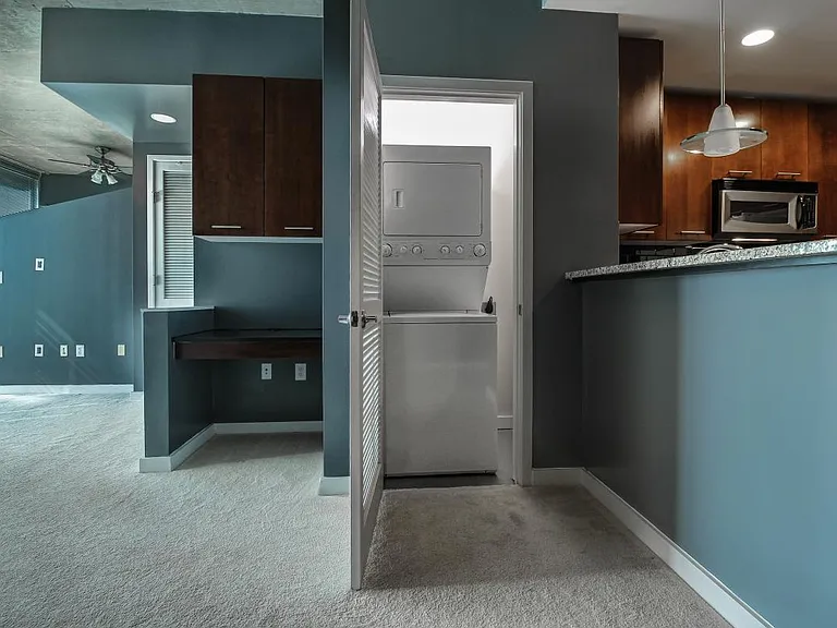 3324 Peachtree Rd NE #2210 — Photo 8
