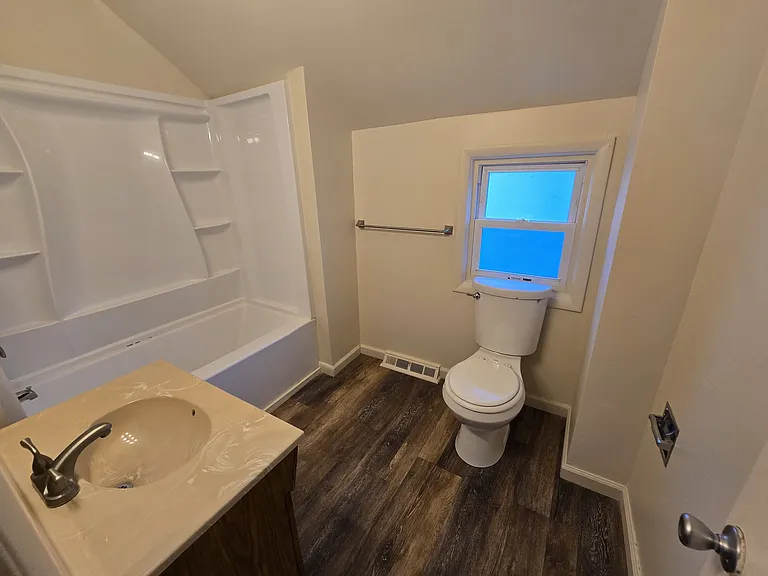 112 Helen St #2 — Photo 16