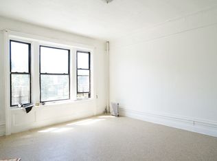 249 E Kingsbridge Rd #4, Bronx, NY 10458