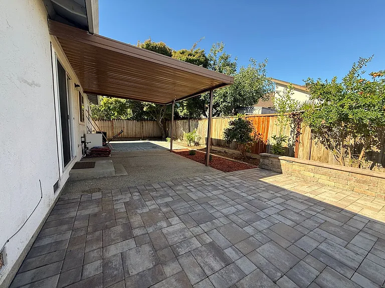 3257 Tenley Dr — Photo 17